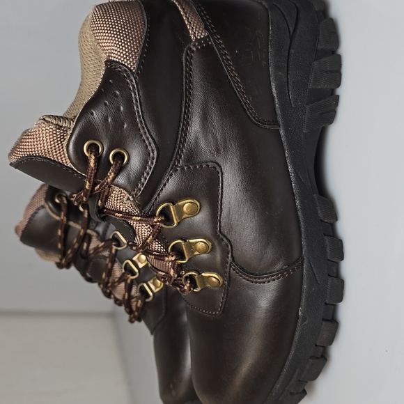 Deer Stags Gorp Hiking Boots Boys Size 1.5M Brown Thinsulate Insulation Leather - Picture 2 of 16